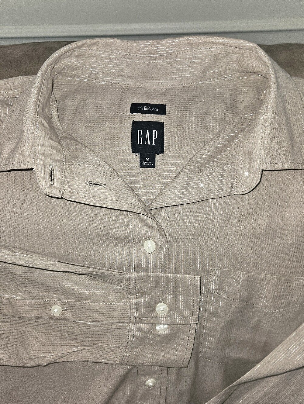 GAP The Big Shirt Women's Blouse in Light Shimmering Taupe/Mauve Sz M